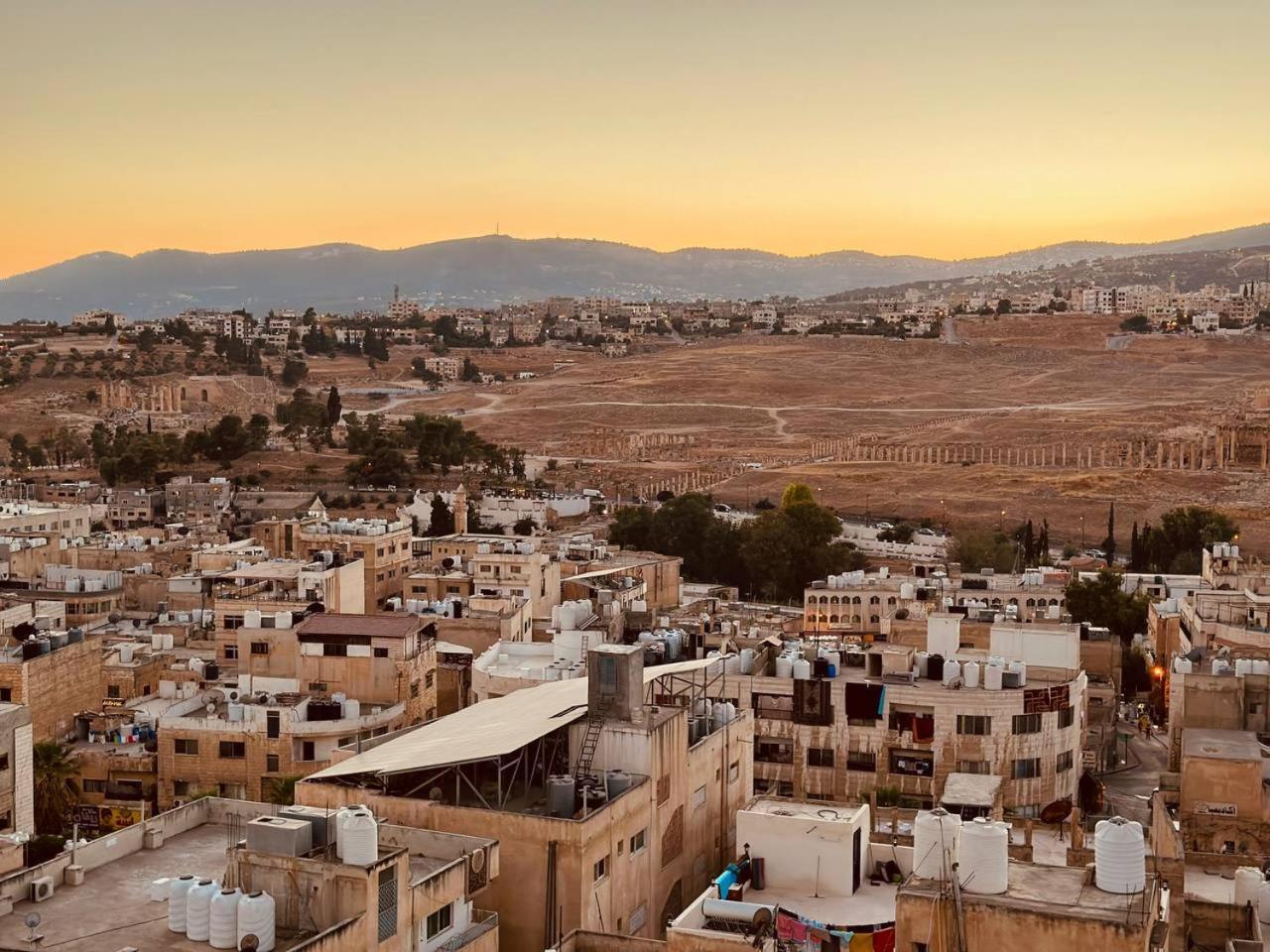 Dream House Hotel Jerash Jarash Esterno foto