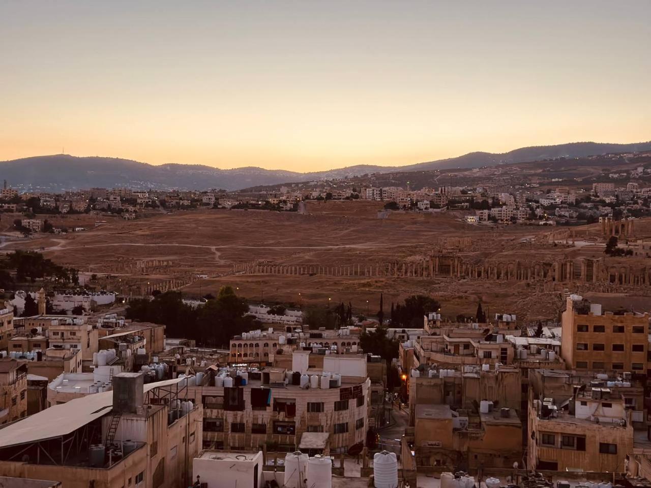 Dream House Hotel Jerash Jarash Esterno foto