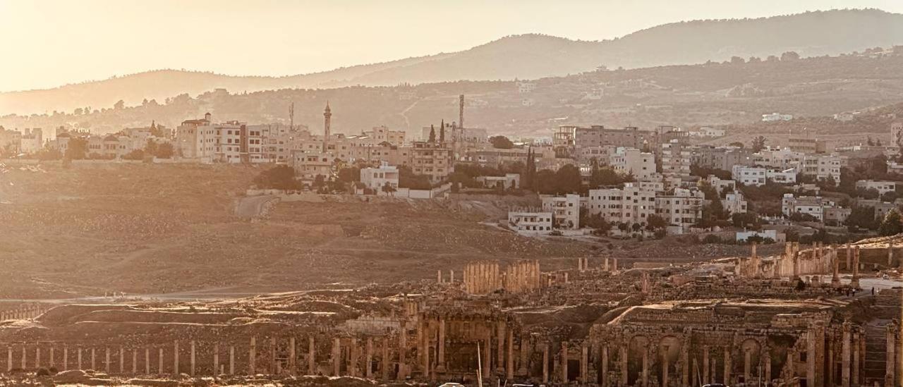 Dream House Hotel Jerash Jarash Esterno foto
